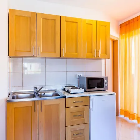 Boro - A2 Ground Floor - Mpolo Appartement *