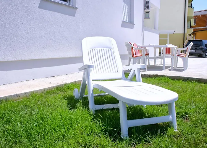 Boro - A2 Ground Floor - Mpolo Medulin