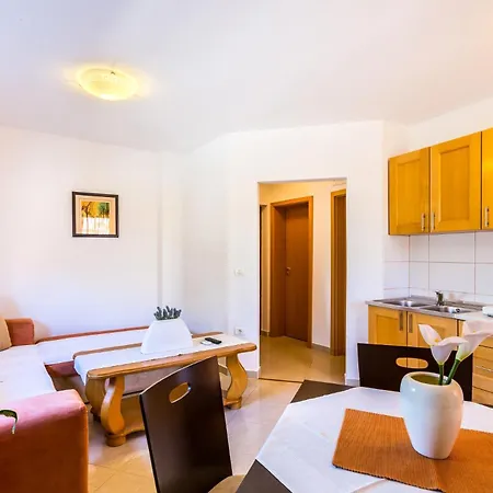 Apartment Boro - A2 Ground Floor - Mpolo *