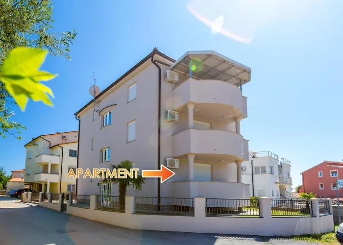 Boro - A2 Ground Floor - Mpolo Apartment *
